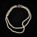 645178 Pearl necklace